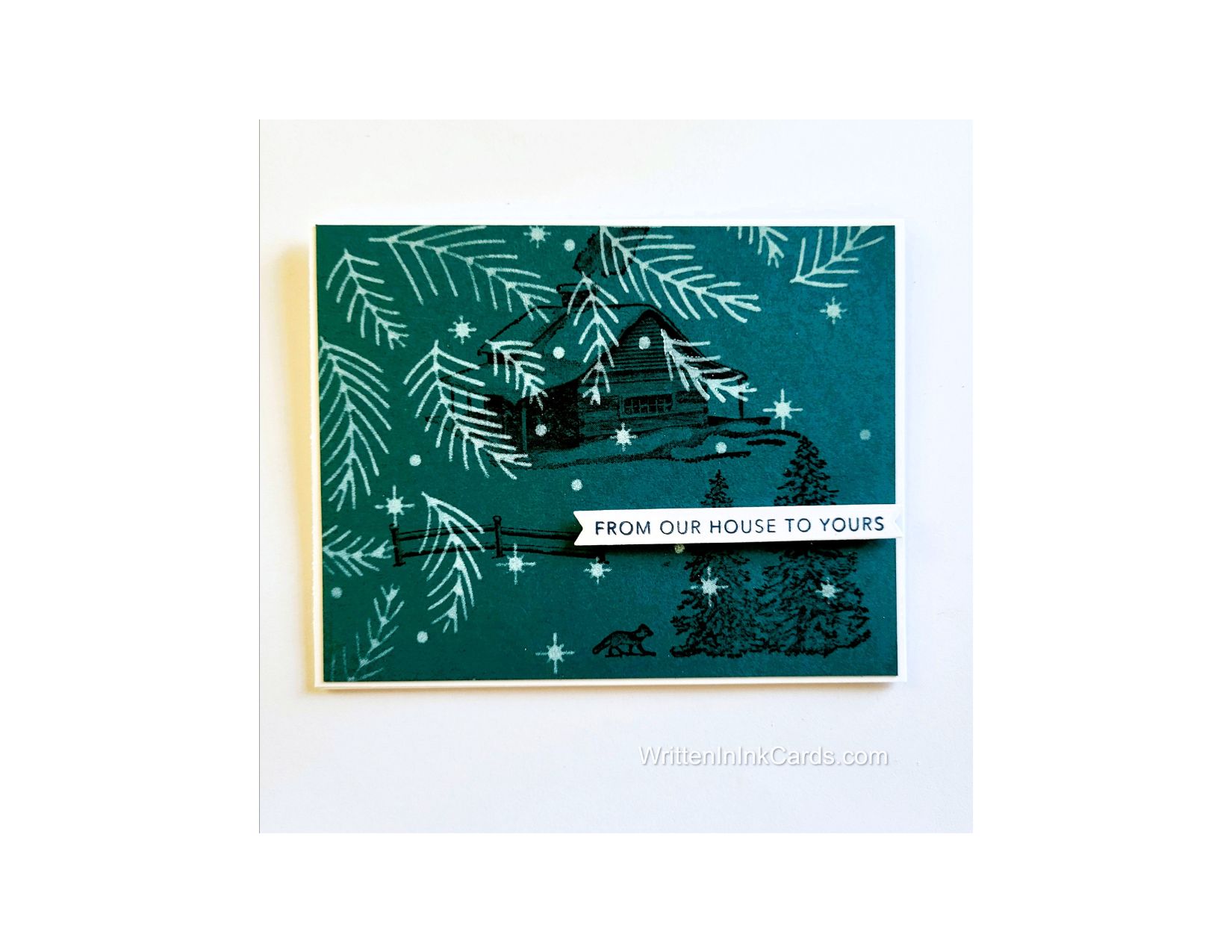 Yes,  fast & easy can create beautiful holiday cards