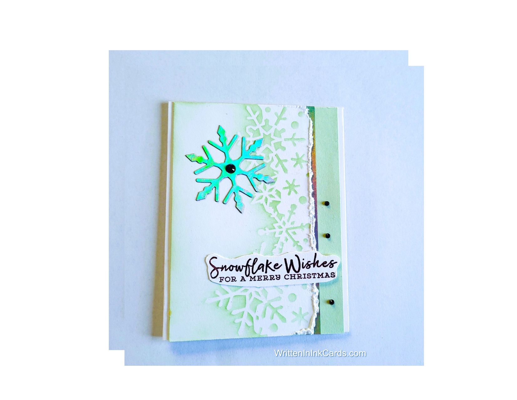 Create Stunning Snowflake Cards with This Simple Design